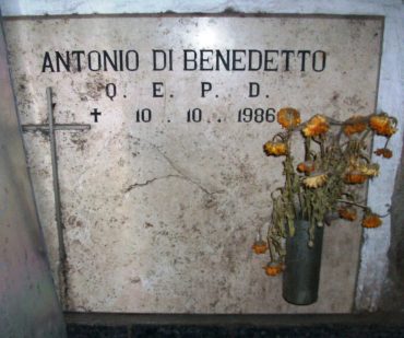 LOS LIBROS DE LA BUENA MEMORIA: La realidad en Di Benedetto: esa herida absurda